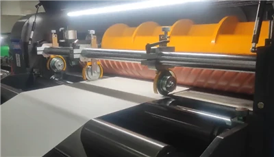 CHM Machinery oziq-ovqat sifatli silikon moyli qog'ozni kesish sohasida yangi...